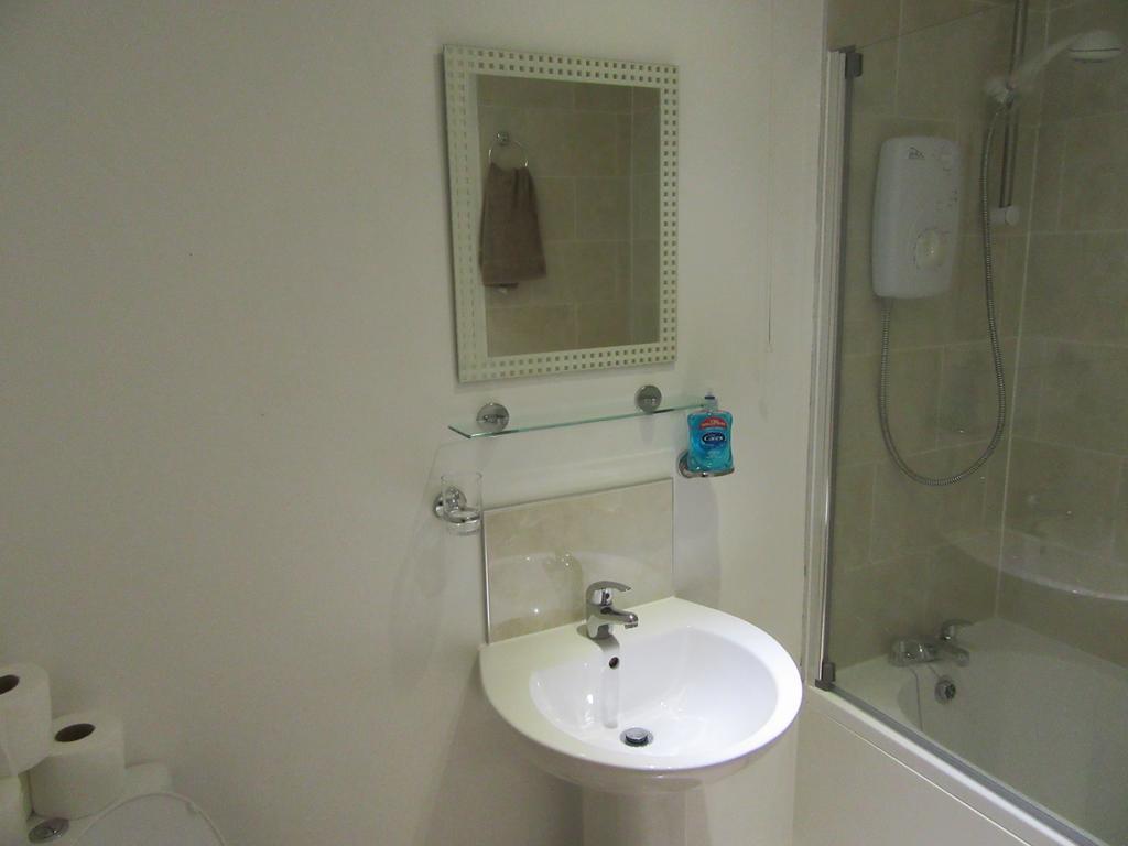 No 4 - Large 2 Bed Near Sefton Park And Lark Lane Διαμέρισμα Λίβερπουλ Εξωτερικό φωτογραφία